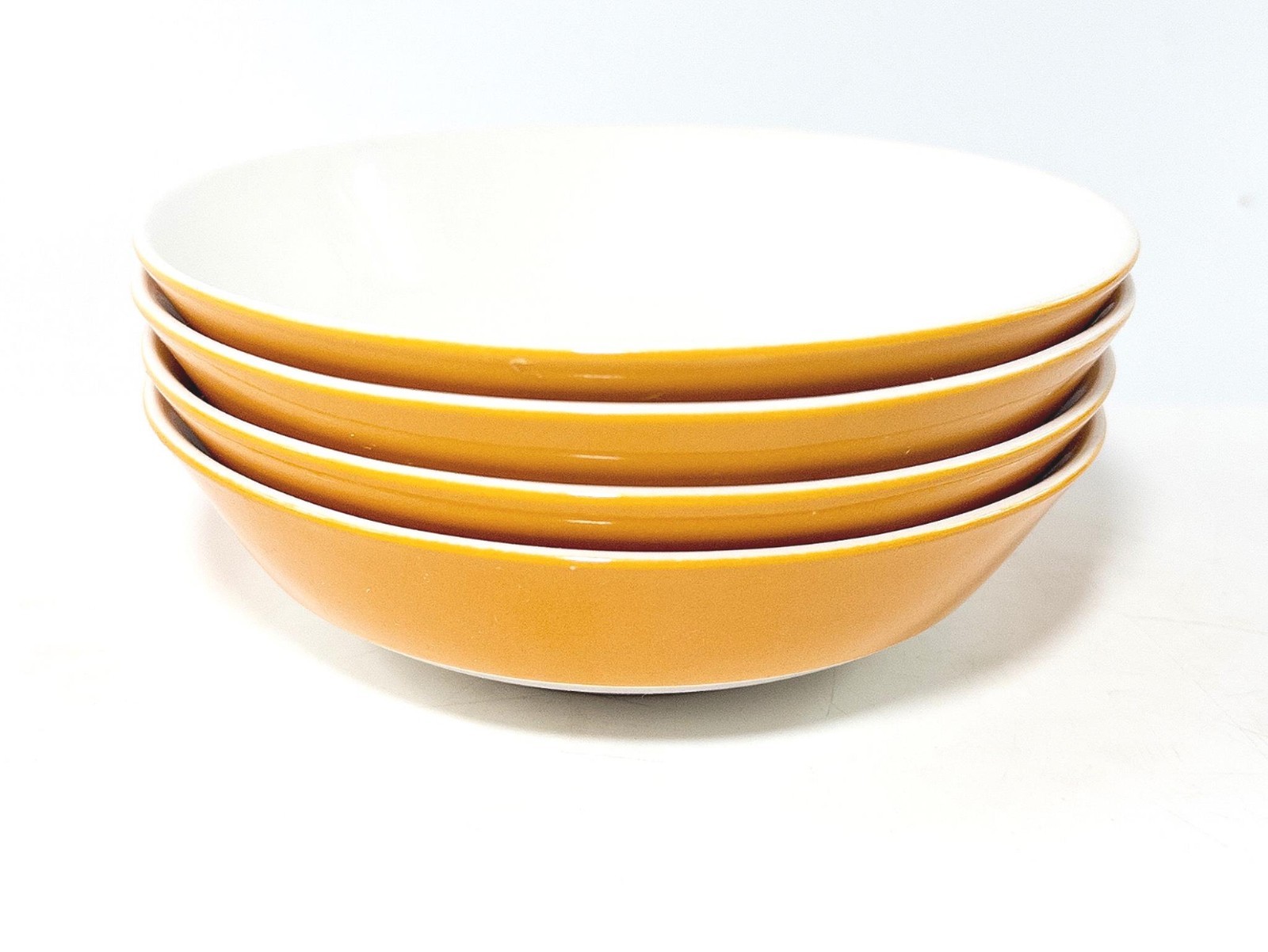 Mikasa Mediterrania D2200 Butterscotch/White Bowls 6.75\