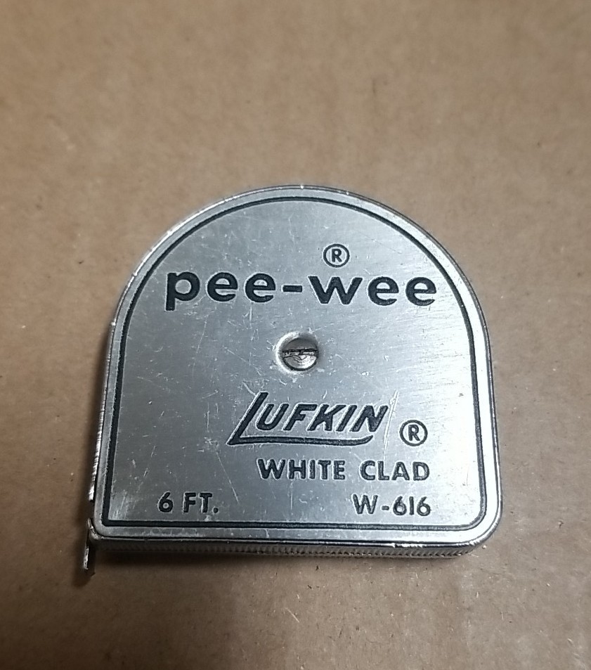 Vintage Lufkin 6 foot PEE-WEE tape measure rule in W-616 Great