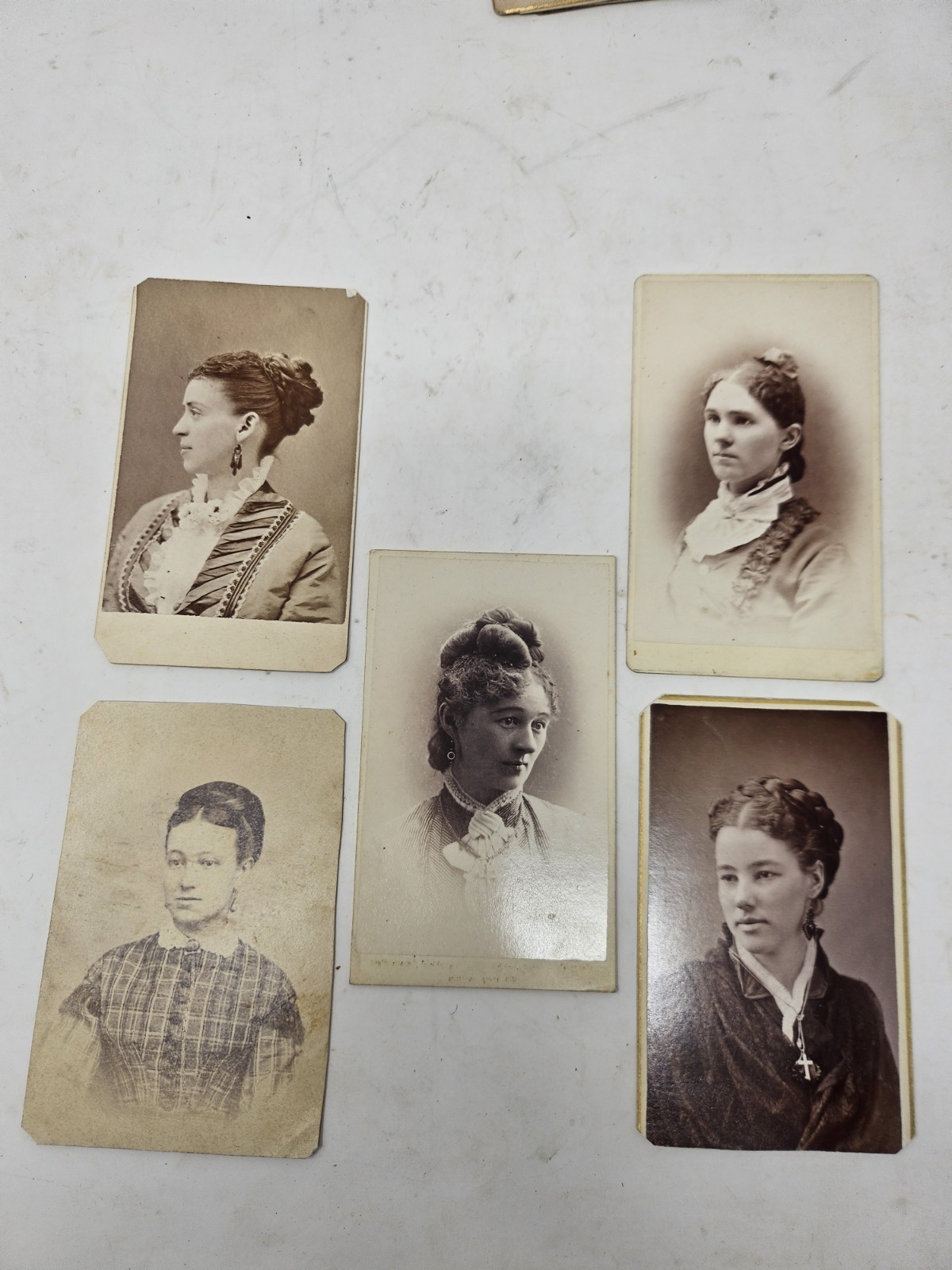 Beautiful Women Antique 19th Century CDV Photo Cards Lot of 5 Original Portraits