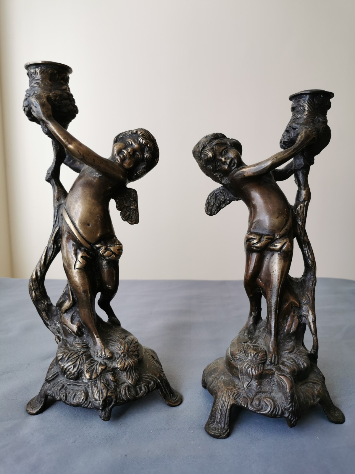 Vintage/Antique Pair Bronze Cherubs Candle Holders Candlesticks Putti