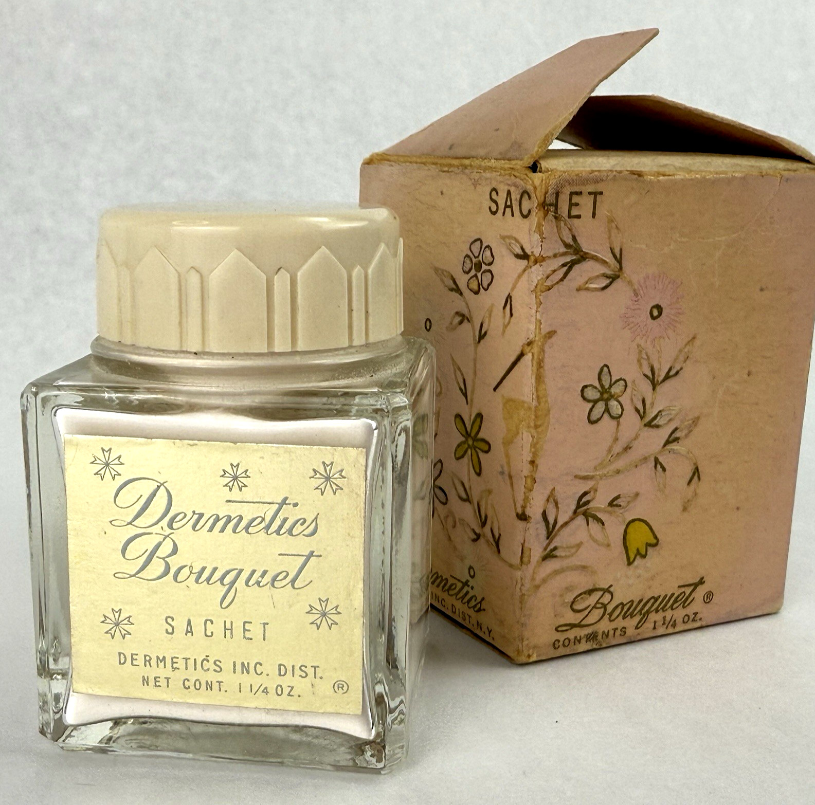 Vtg Dermetics Bouquet Sachet Face Powder Jar Full 1.25 oz W/Box
