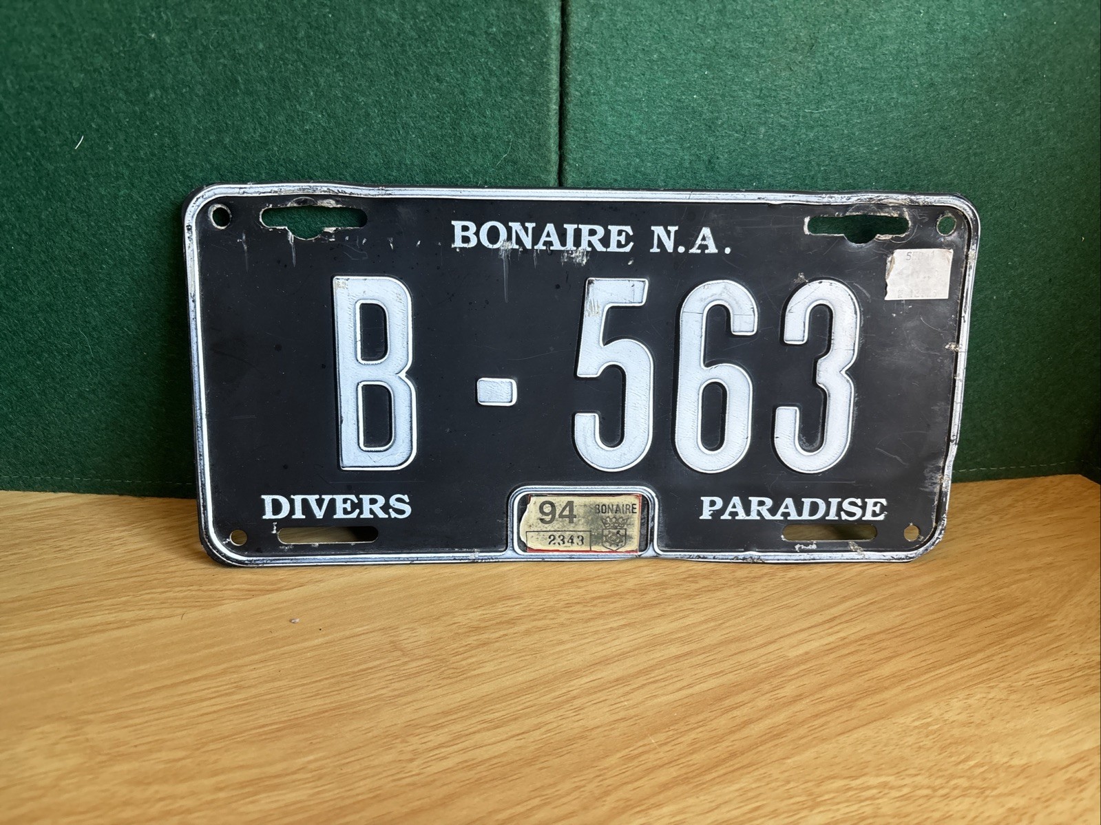 1994 Bonaire (Caribbean) Passenger Car License Plate #B-563