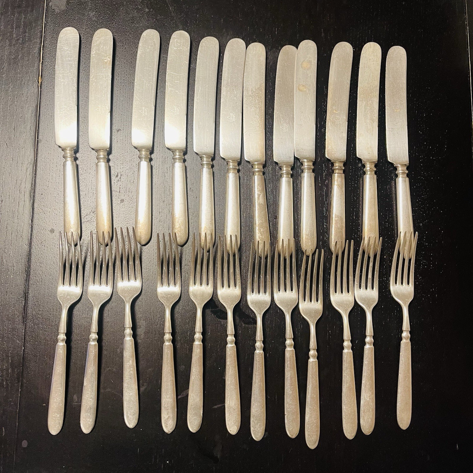 18-Piece  Lot of Vintage Keen Kutter Silverware: 12 Dinner Forks And 12 Knives