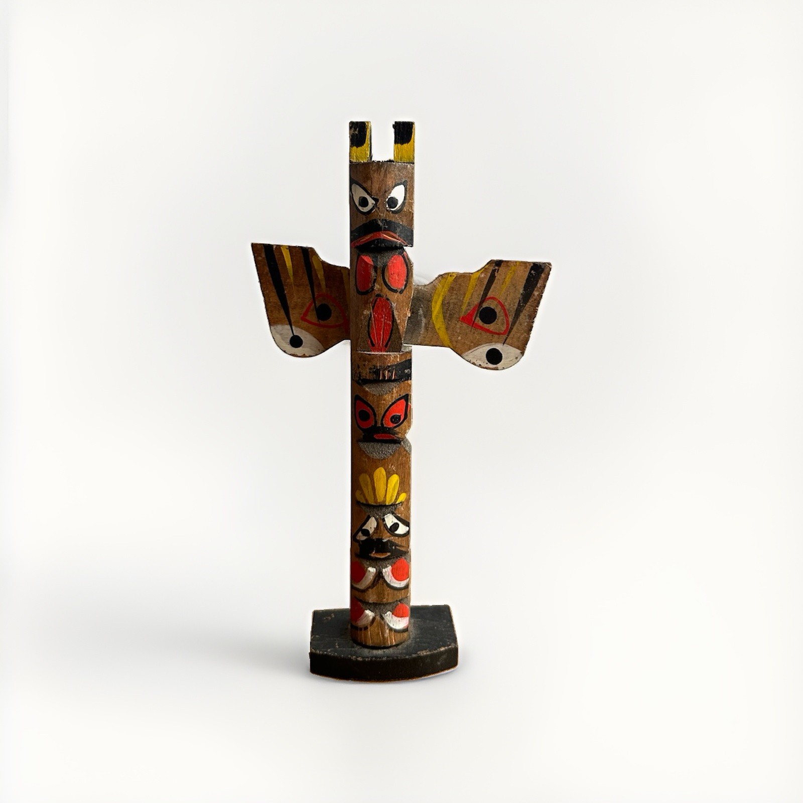 Vintage Hand Painted Wooden Totem Pole Figurine Folk Art Native Style 8.5” Vintage Hand Painted Wooden Totem Pole Figurine Folk Art Native Style 8.5”