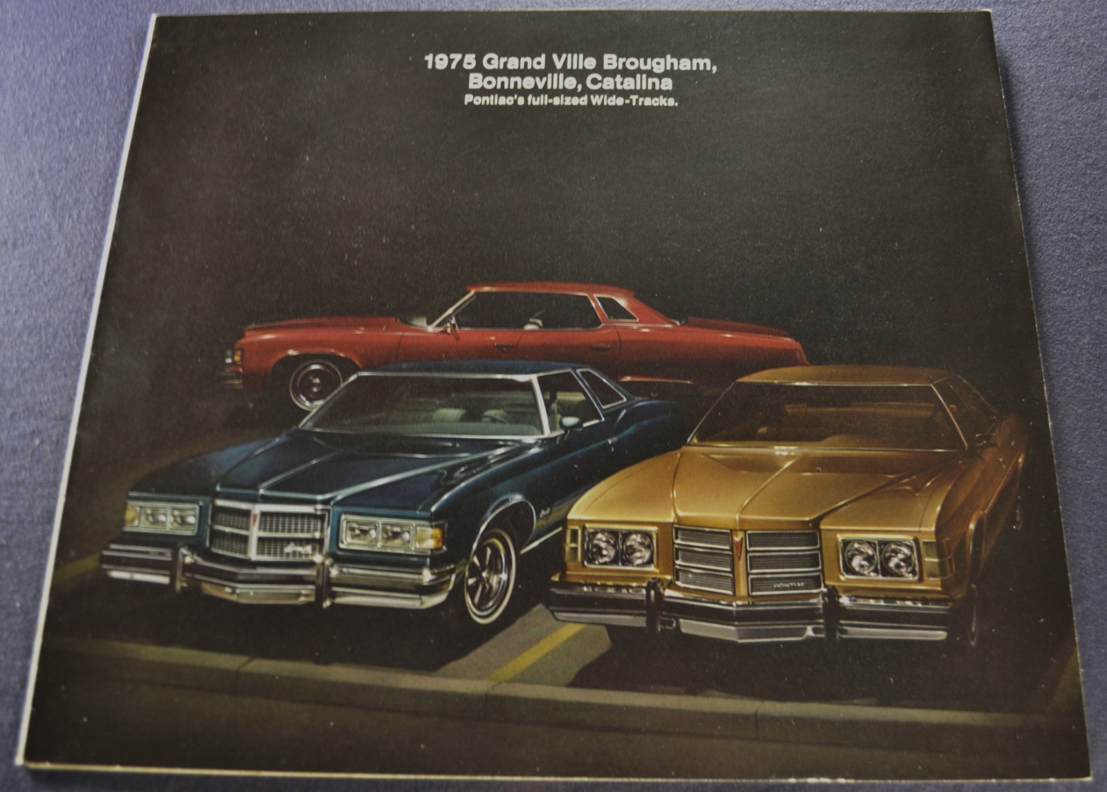 1975 Pontiac Brochure Grand Ville Bonneville Catalina Excellent Original 75