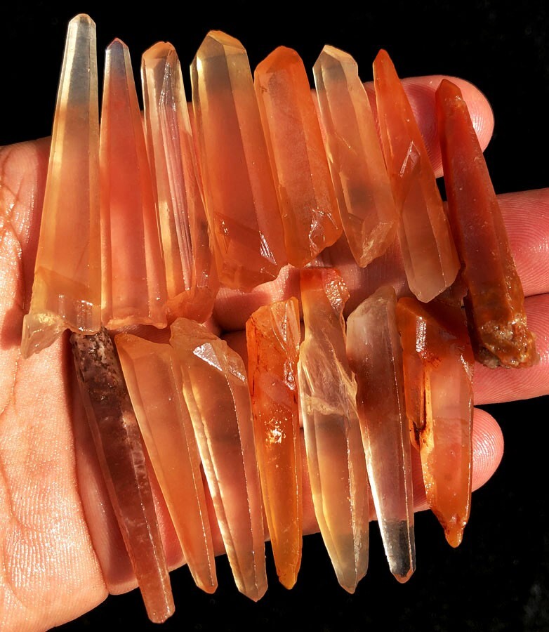 69g 15PC Himalayan RAW Natural Red Lemurian Quartz Lemuria Crystal Point ie4565