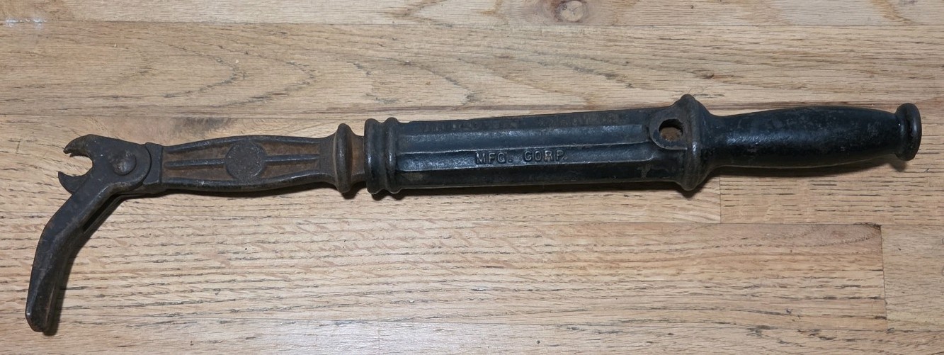 Vintage Bridgeport Hardware No. 56 Nail Puller – Sure Grip – USA    VGC