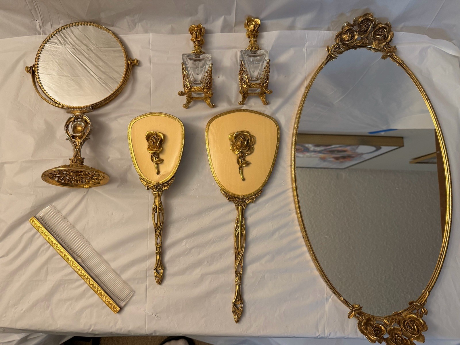 Vintage 7-Pc 24K Gold Plated Ormolu Rose Vanity Set - Hollywood Regency 1950s/60 Vintage 7-Pc 24K Gold Plated Ormolu Rose Vanity Set - Hollywood Regency 1950s/60