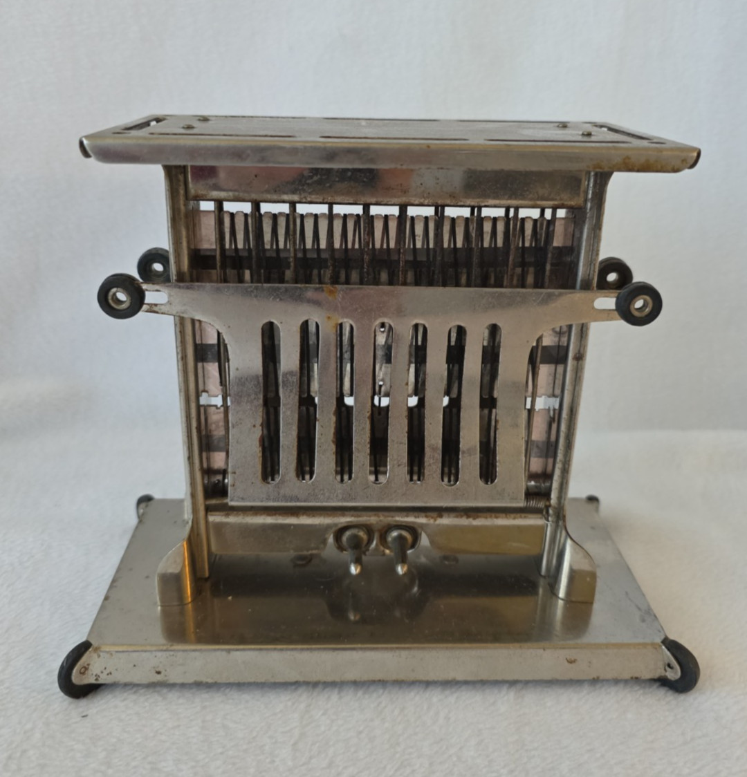 Antique 1910s Universal E946 Electric Toaster Landers Frary Clark w/ Cord