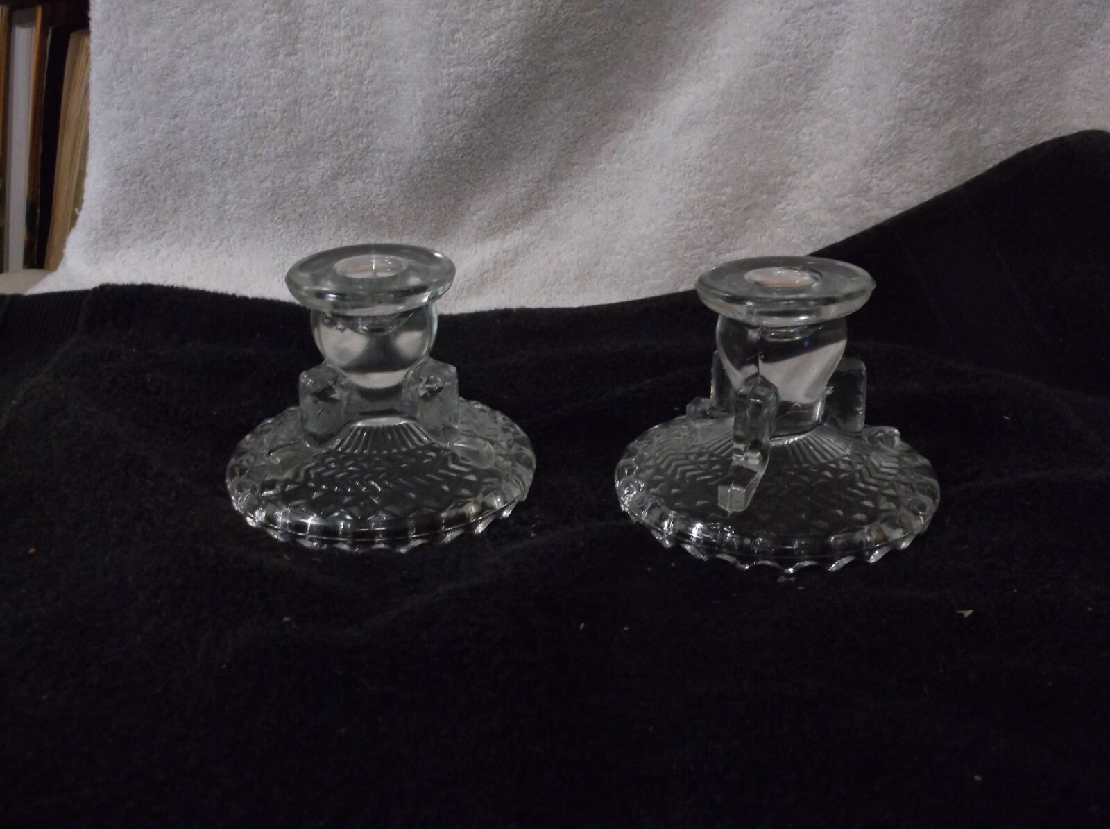 Clear Glass Candleholders 3-legged look Design 3-1/2