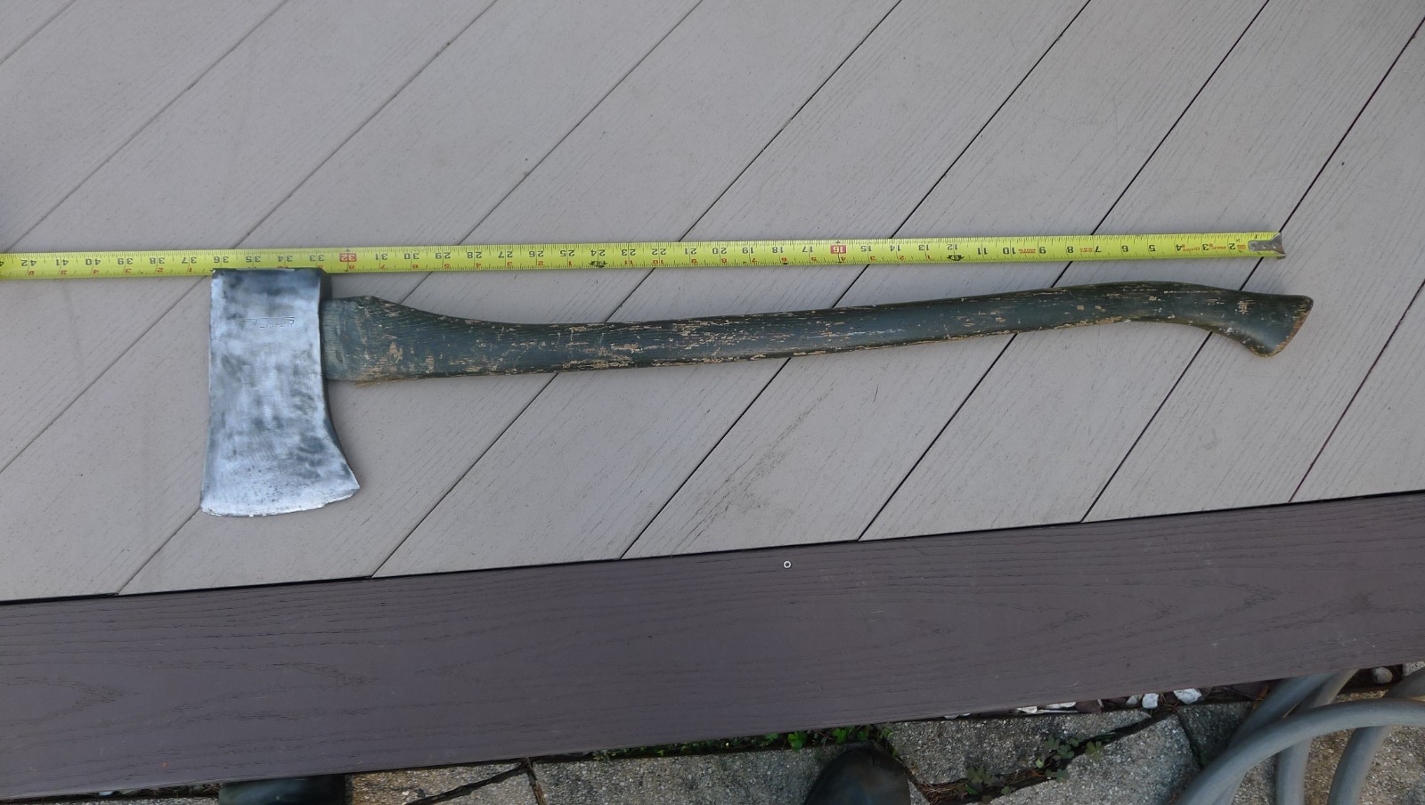 VTG TRUE TEMPER FELLING AXE, 5 LB. 1 OZ, 36\ VTG TRUE TEMPER FELLING AXE, 5 LB. 1 OZ, 36\