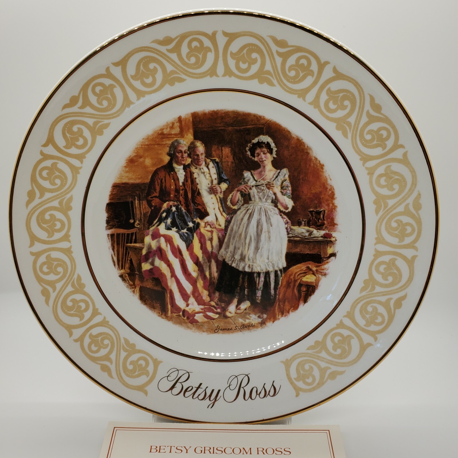 Vintage Avon 1973 Betsy Ross Collector Plate With Original Box and Sleeve