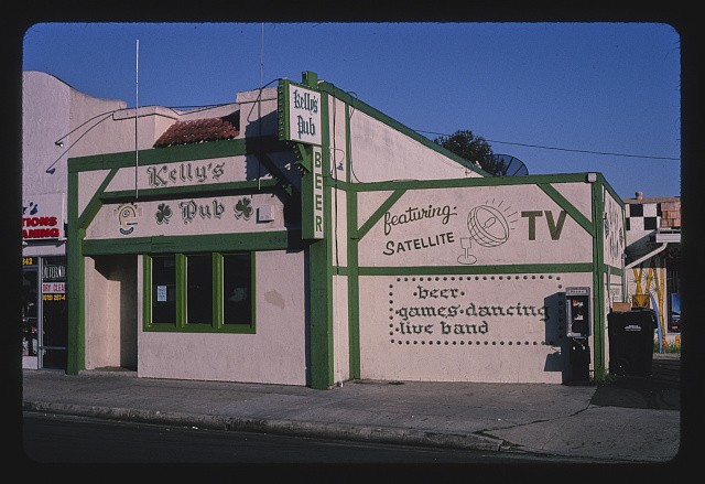 Photo:Kelly\'s Pub, El Cajon Boulevard, El Cajon, California