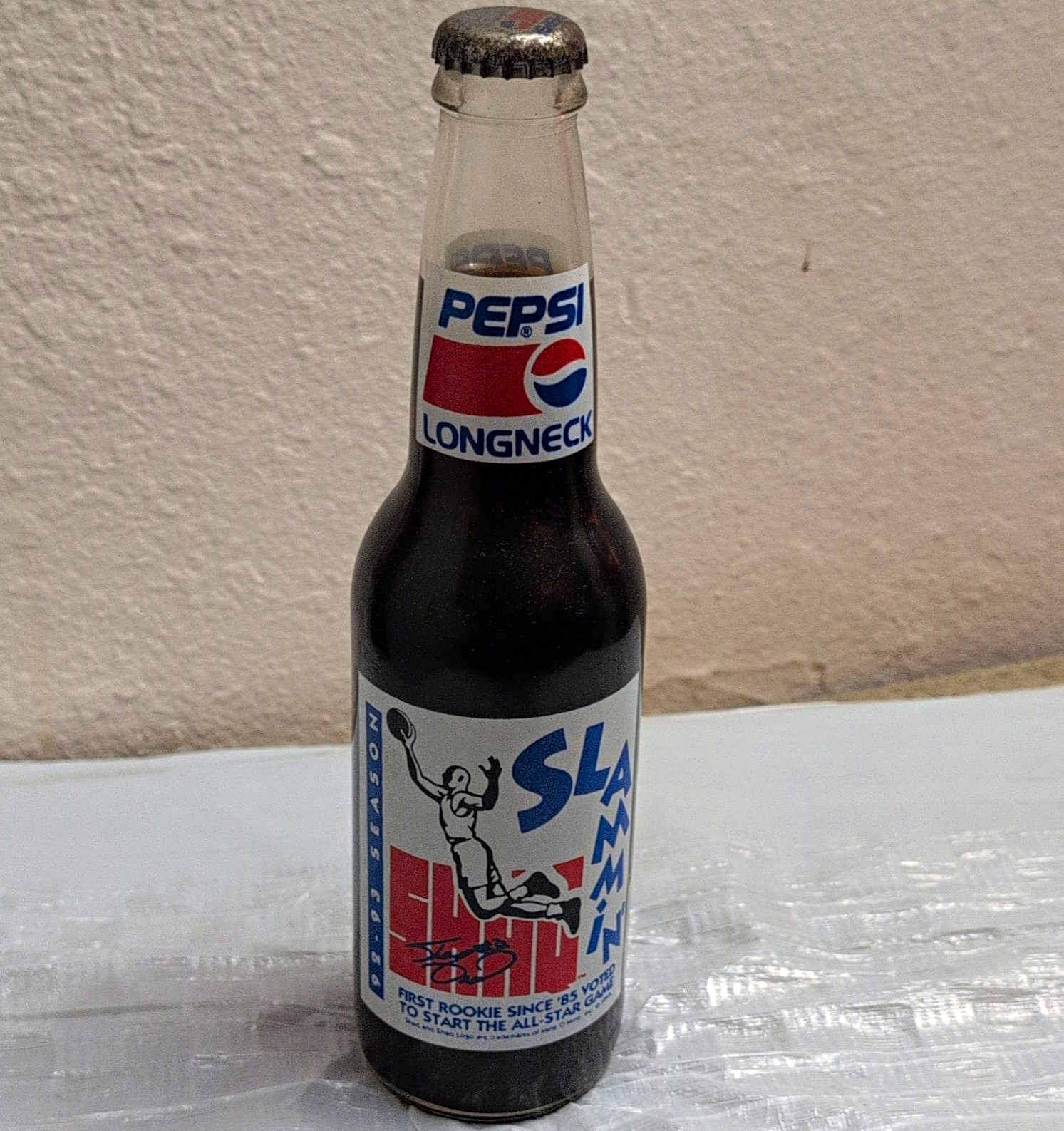 1993 SHAQ ATTAQ PAQ Shaquille O'Neal 1 Pepsi 12 Oz Longneck Bottle Chillin’