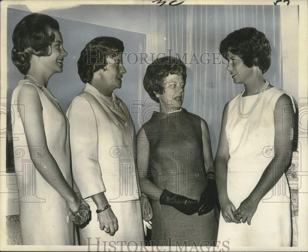 1967 Press Photo Mrs. G. Gardiner Green Jr., Junior League of New Orleans menber