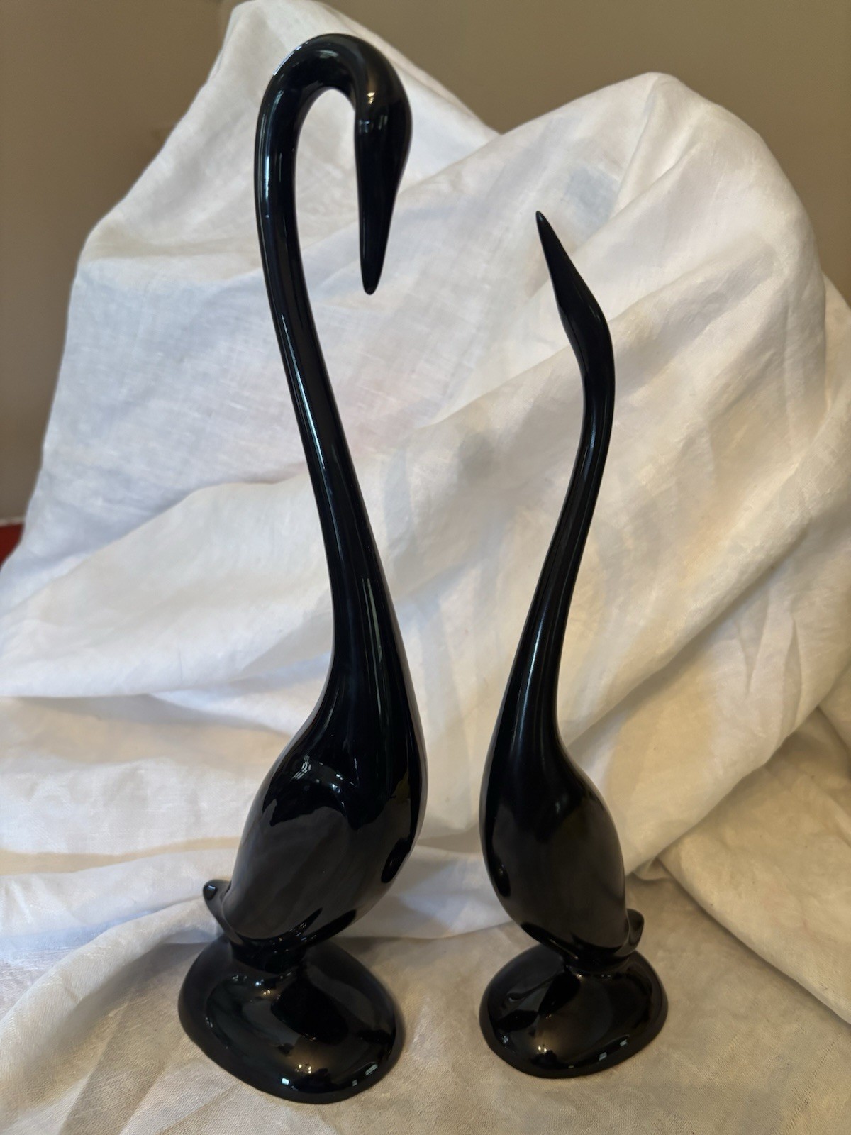 Vintage Pair Of Mid Century Pottery Black Swan Figurines 15\