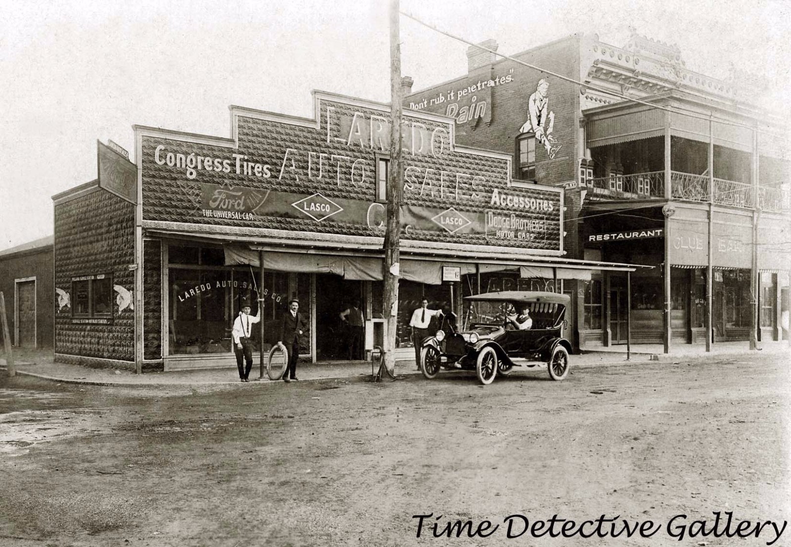 Auto Dealer, Laredo, Texas - 1920s - Historic Photo Print