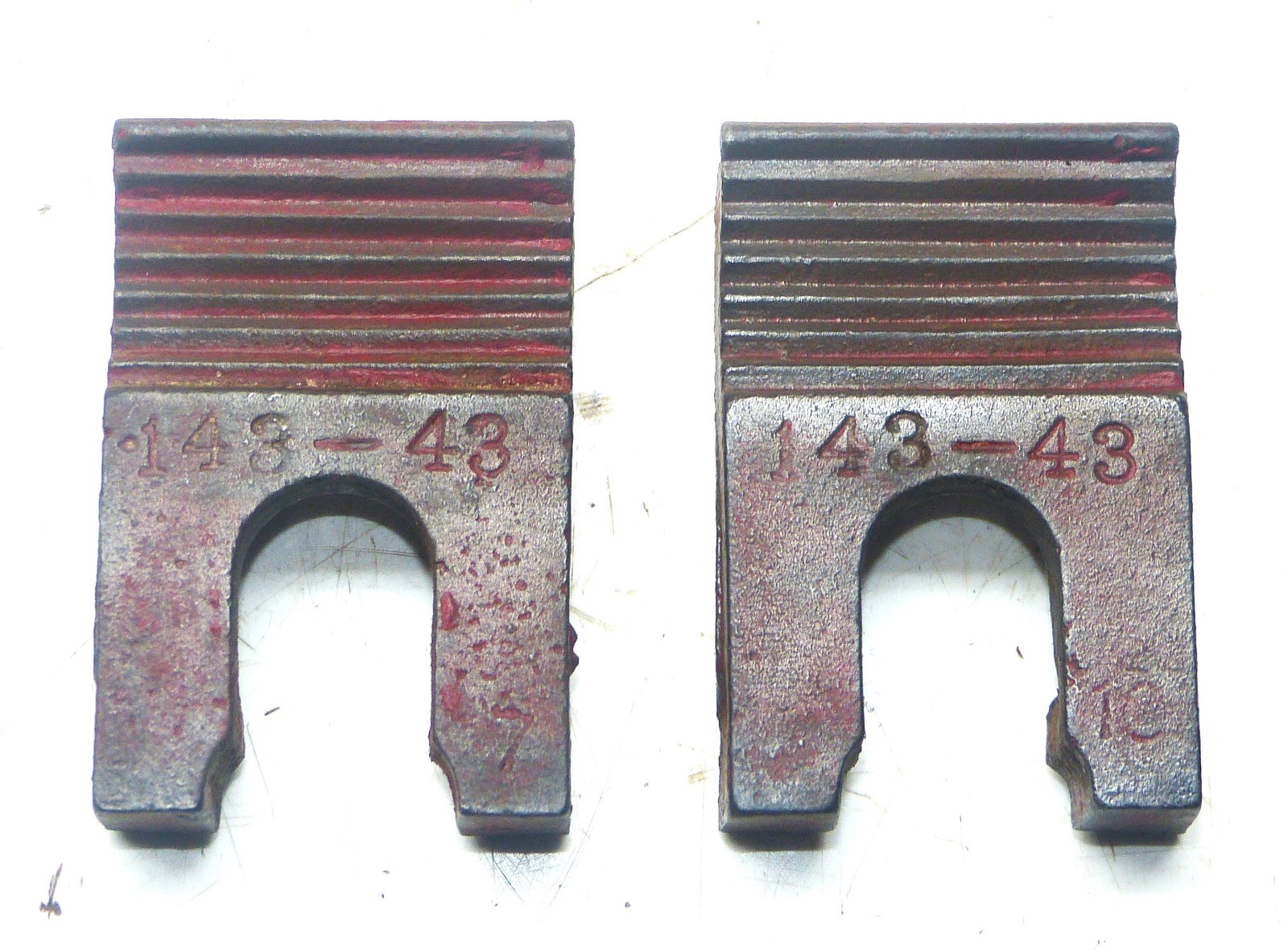 Vintage COLUMBIAN No 43 Bench Vise Pipe Jaws INV18953