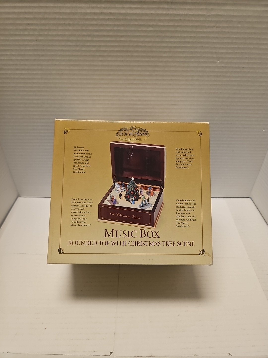 Gold Label Rounded Top Christmas Tree Scene Music Box Vintage Mr. Christmas