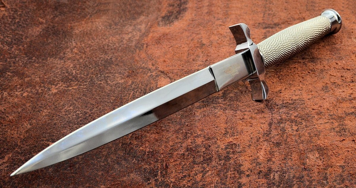 Gil Hibben 12 1/2\