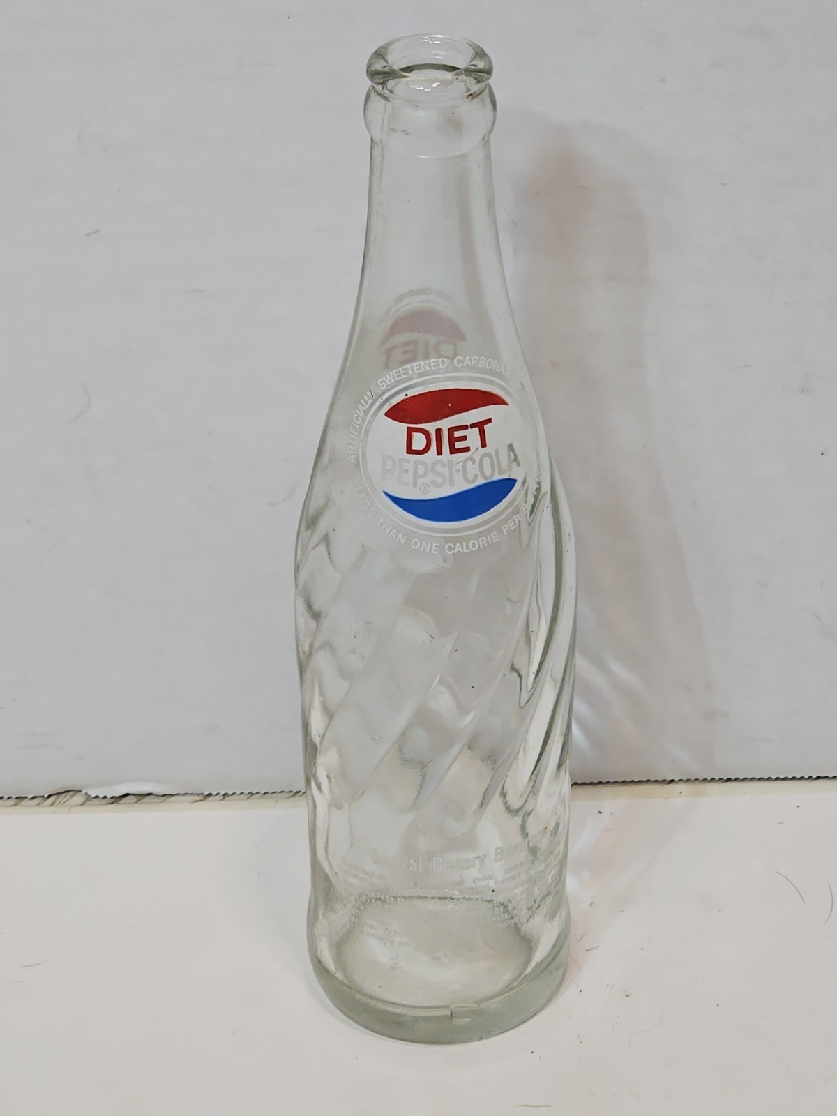 1964 Diet Pepsi Bottle 1st Year Swirl Glass Owens Illinois Base Code 5 Mold 13