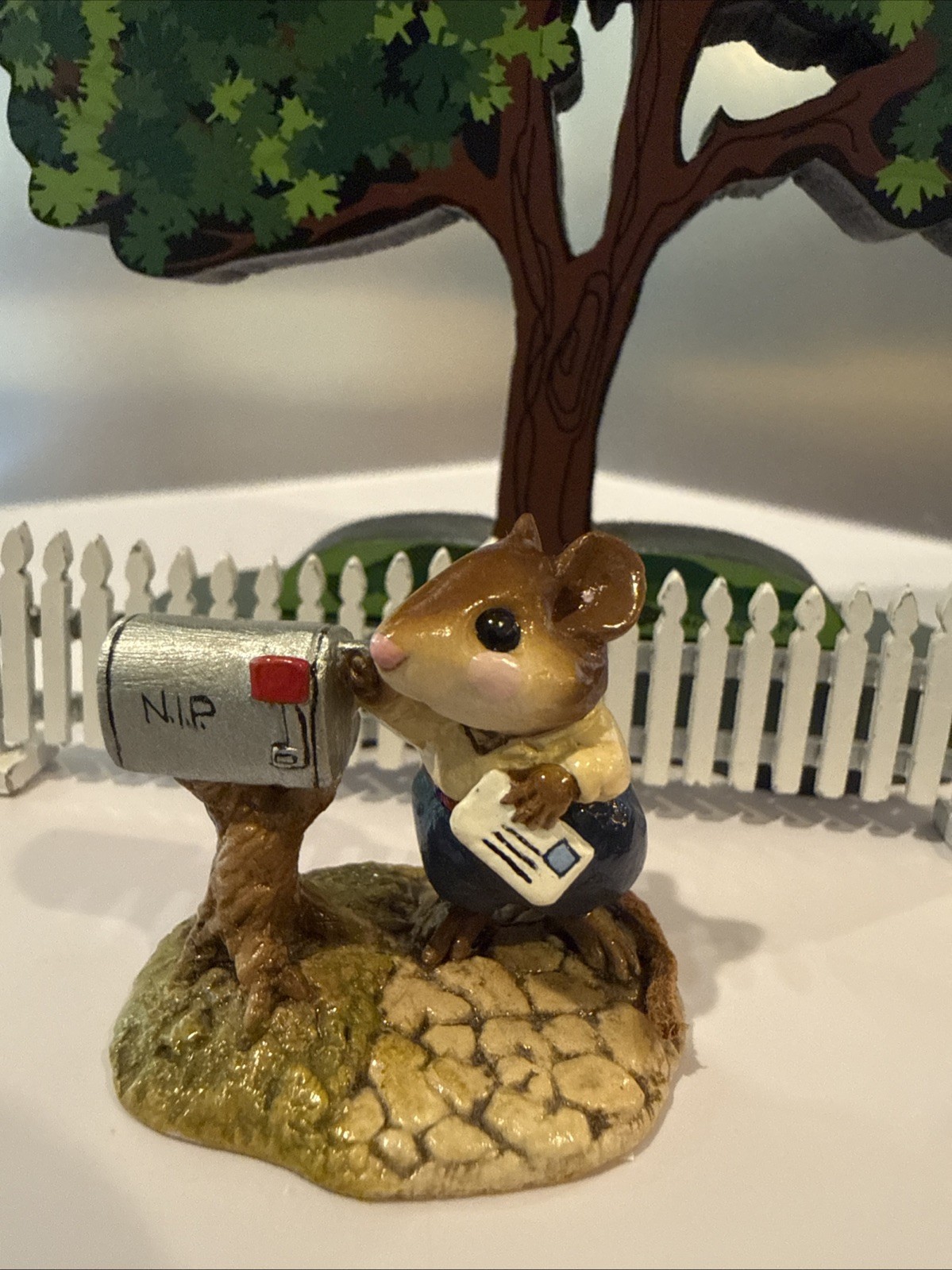 Vintage Wee Forest Folk WFF M-114 Pen Pal Mousey Mouse at Mailbox Retired Box Vintage Wee Forest Folk WFF M-114 Pen Pal Mousey Mouse at Mailbox Retired Box