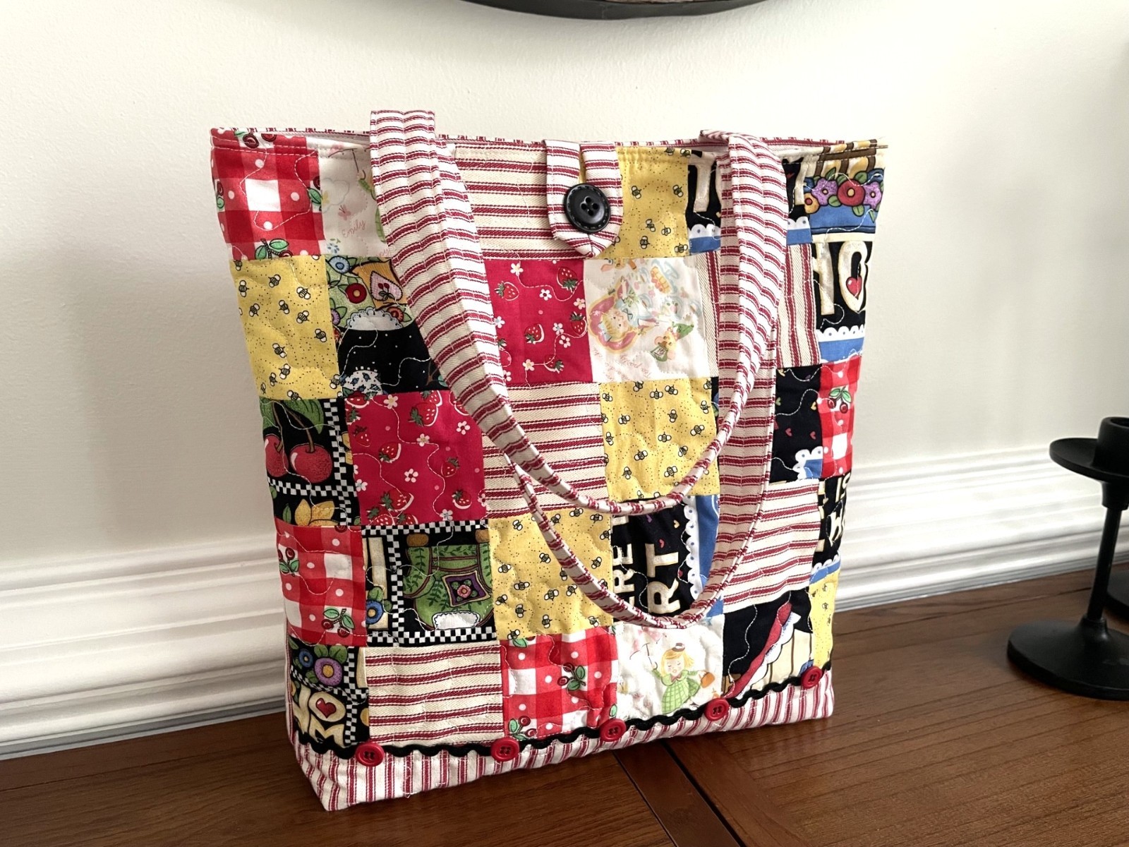 NEW PATCHWORK QUILTED SHOULDER BAG made w/ MARY ENGELBREIT fabric & Red Stripes NEW PATCHWORK QUILTED SHOULDER BAG made w/ MARY ENGELBREIT fabric & Red Stripes