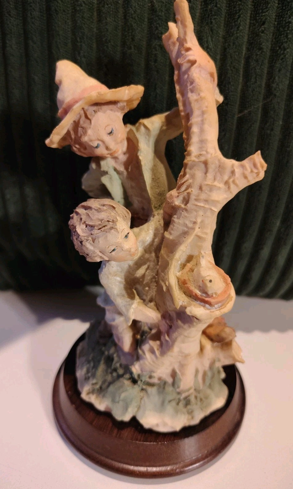 Duncan Royale Figurine Two Boys and Birdnest Grannycore(I2)