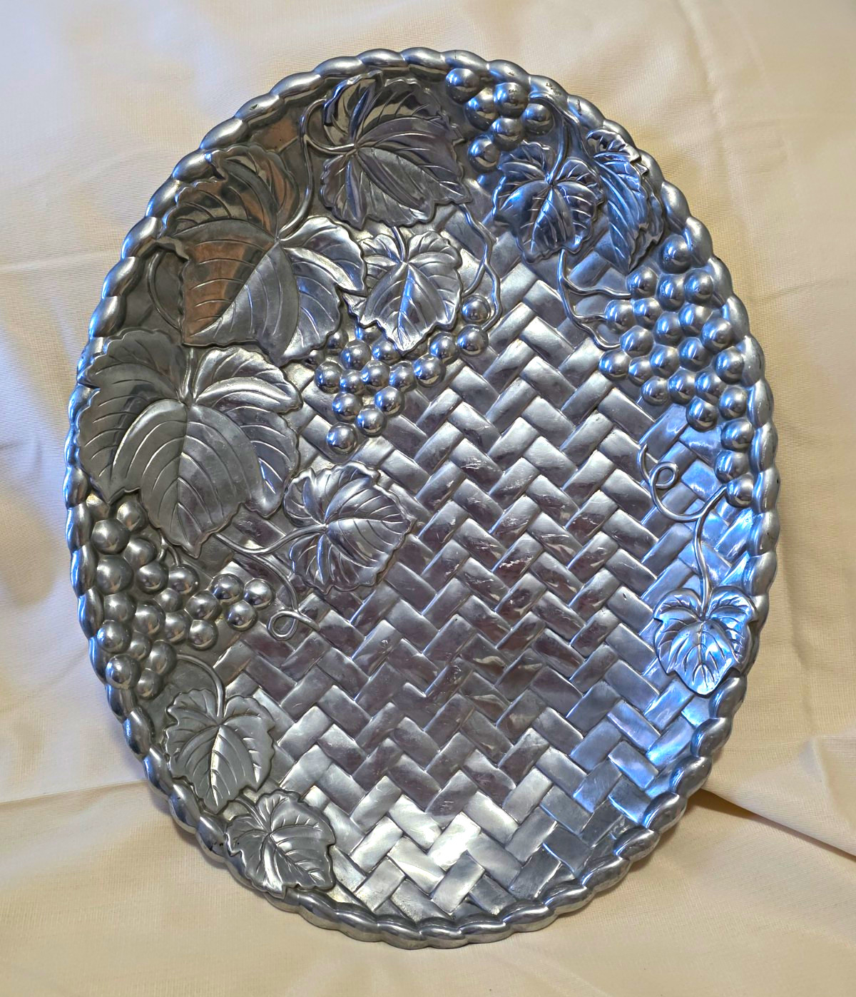 Lenox Grape Weave Metal Serveware Oval Serving Platter Tray #828193