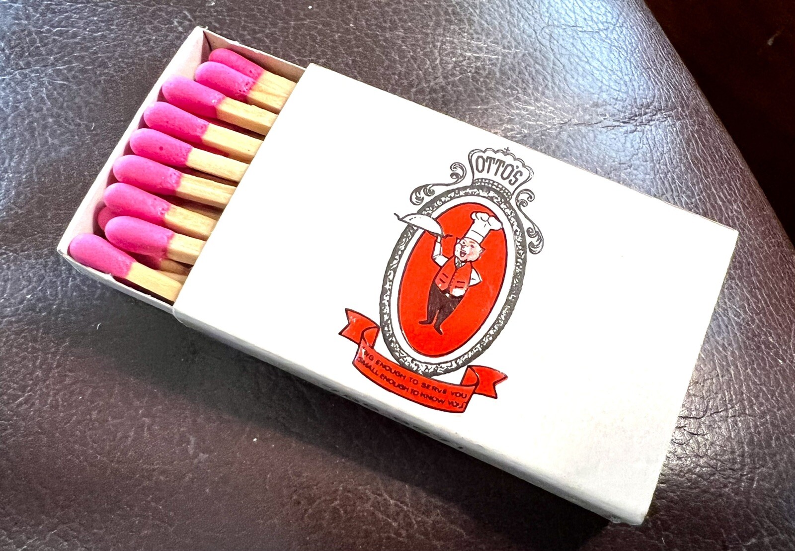 Otto’s Pink Pig Restaurant, Sherman Oaks, CA, Full Unstruck Matchbox