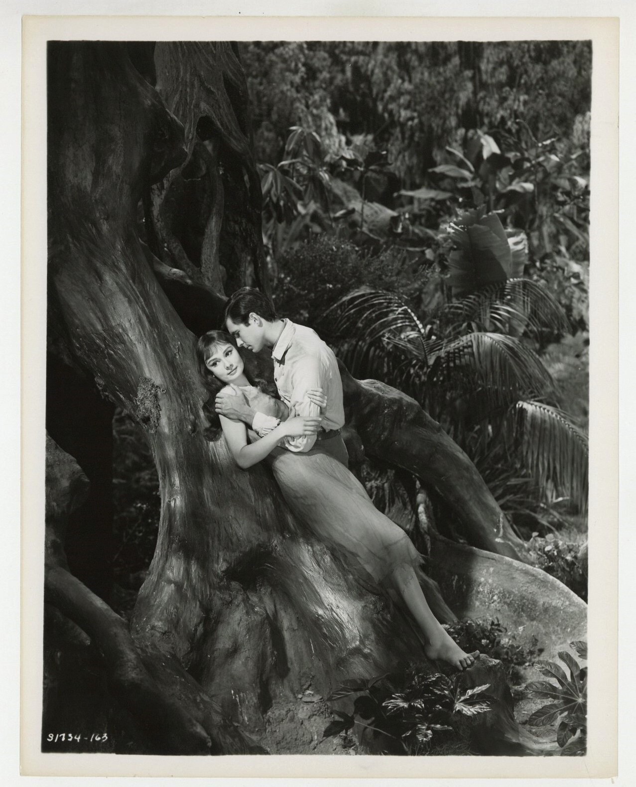 Audrey Hepburn & Anthony Perkins 1959 Original Photo Green Mansions J9995