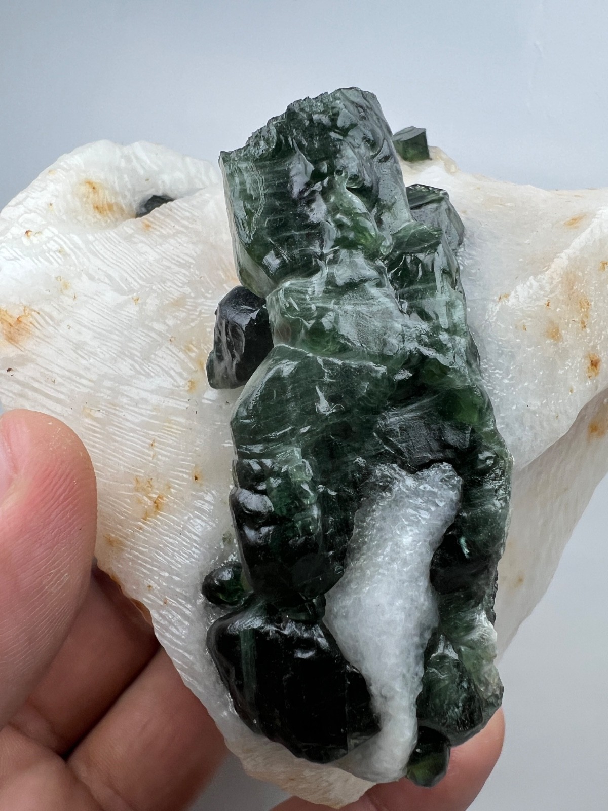 664g Natural Chrome Diopside Crystals on White Matrix - Badakhshan AFG 664g Natural Chrome Diopside Crystals on White Matrix - Badakhshan AFG