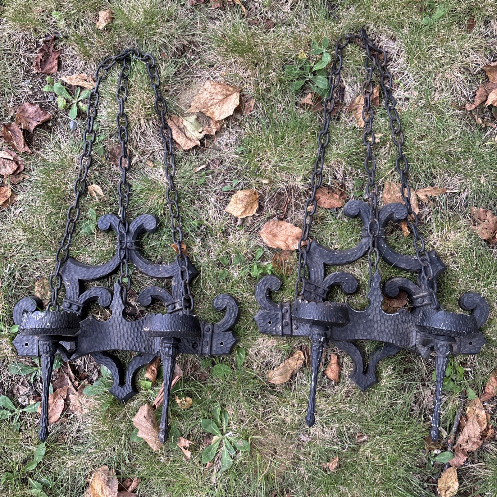 2- VTG 1969 Sexton Cast Iron Gothic Castle Dungeon Wall Sconces Chains Candle 2- VTG 1969 Sexton Cast Iron Gothic Castle Dungeon Wall Sconces Chains Candle