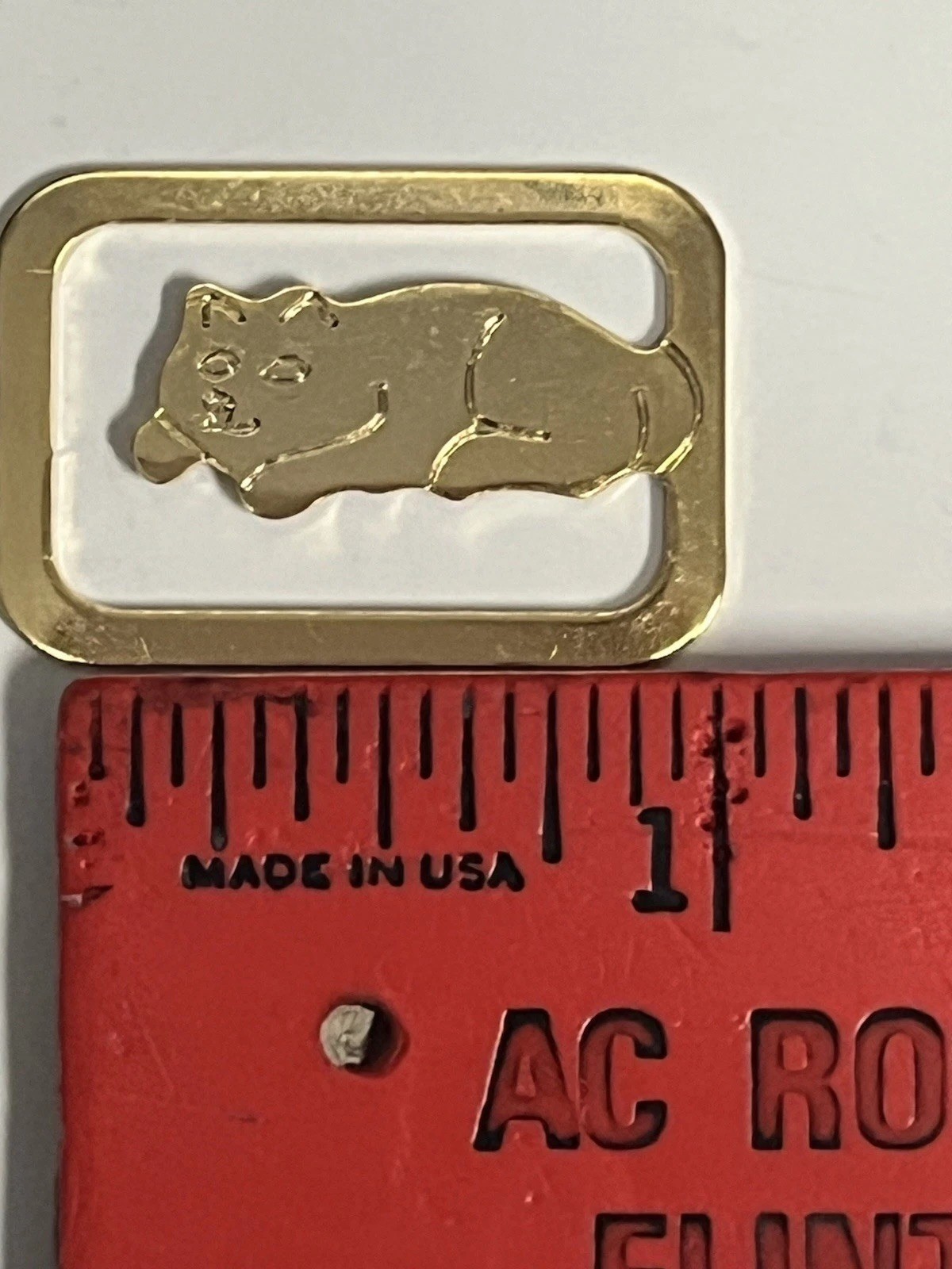 VTG Gold Tone Metal Italy Paperclip Small Money Clip Holder Bookmark Cat