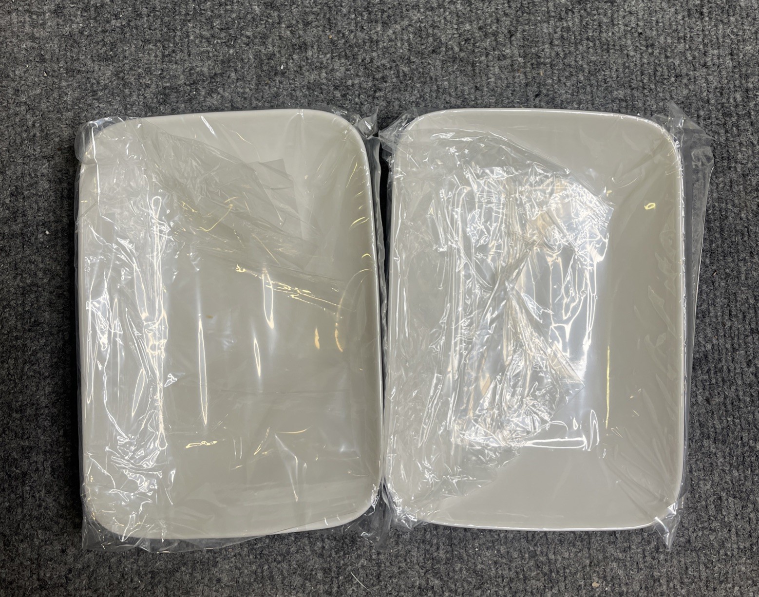 United Airlines Dishes Large 8