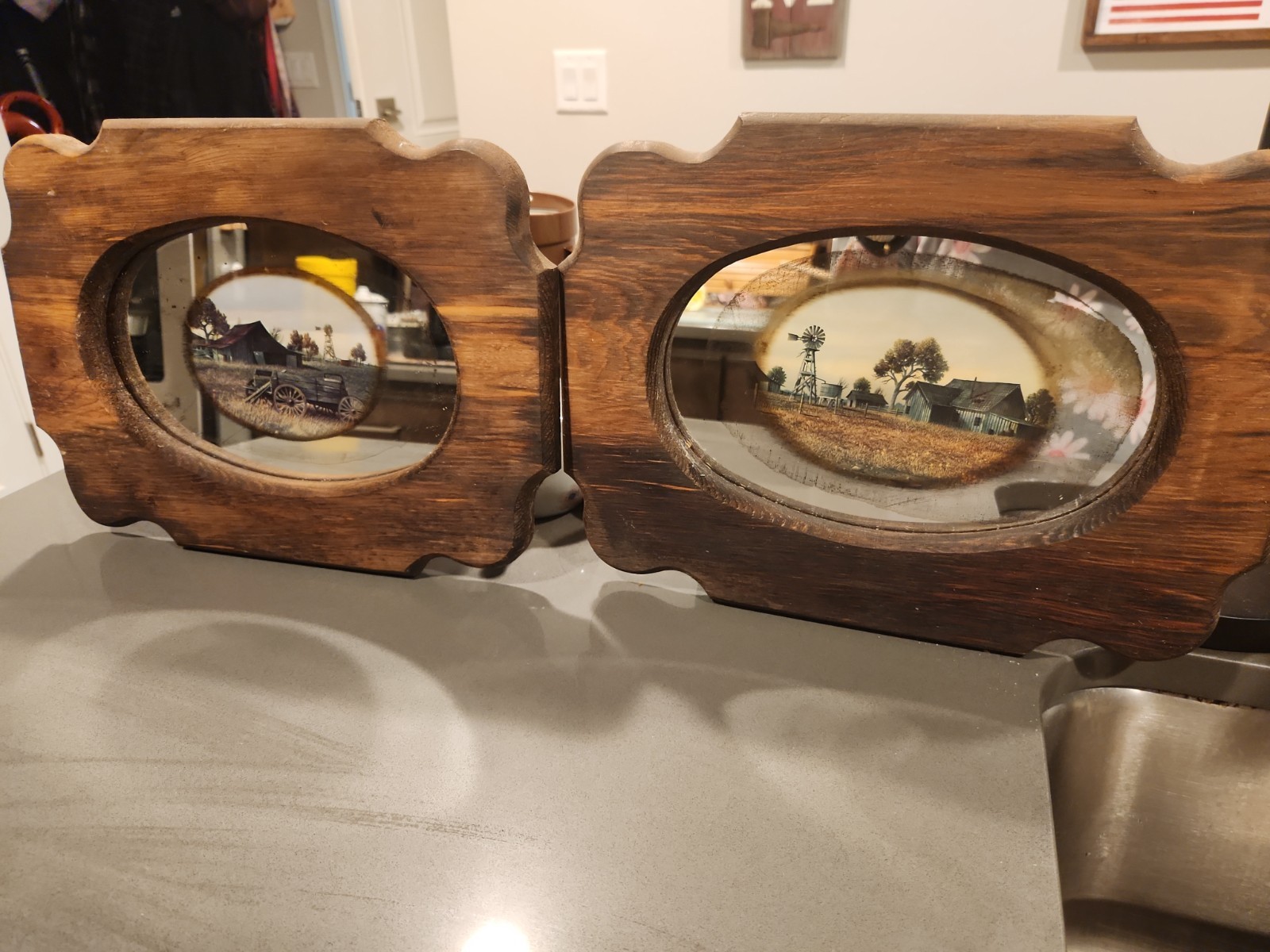 Beautiful Vintage Country Farmhouse Wall Plaques. Set of 2.