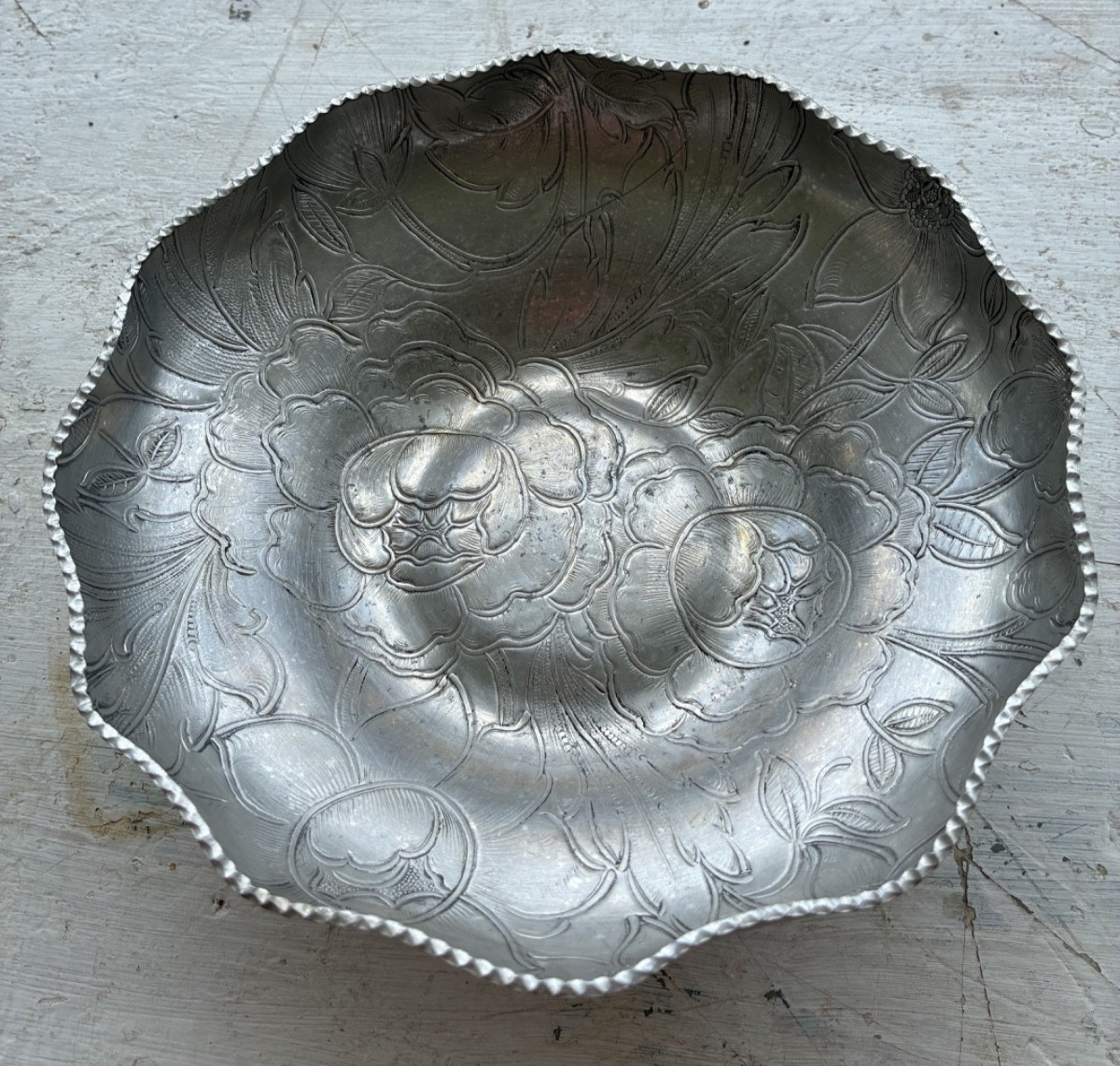 Vintage Hand Wrought Aluminum Serving Bowl Embossed Stamped Floral Design Vintage Hand Wrought Aluminum Serving Bowl Embossed Stamped Floral Design