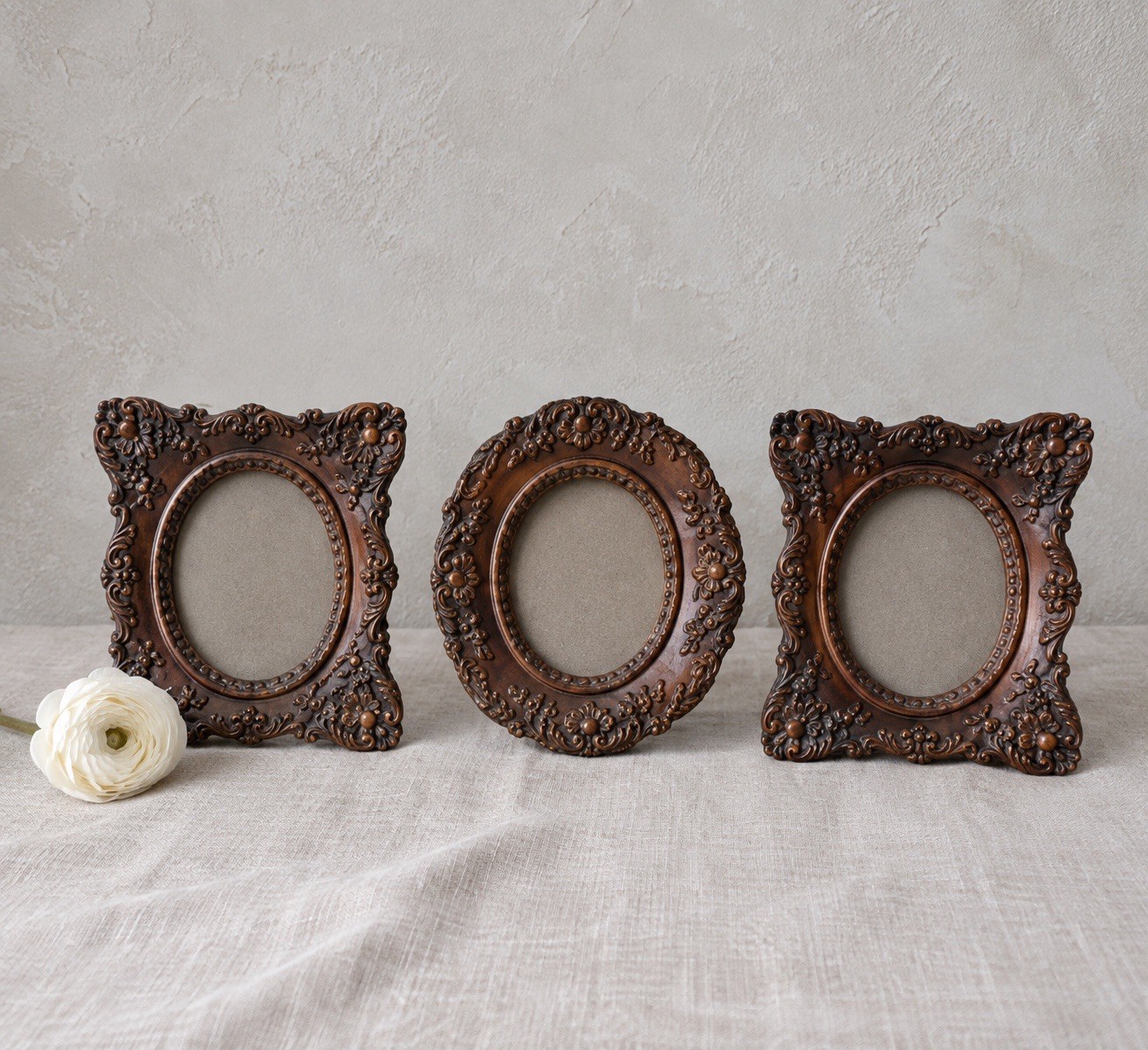 Vintage Mini Faux Wood Ornate Picture Frames Lot of 3 Victorian Baroque 5x4