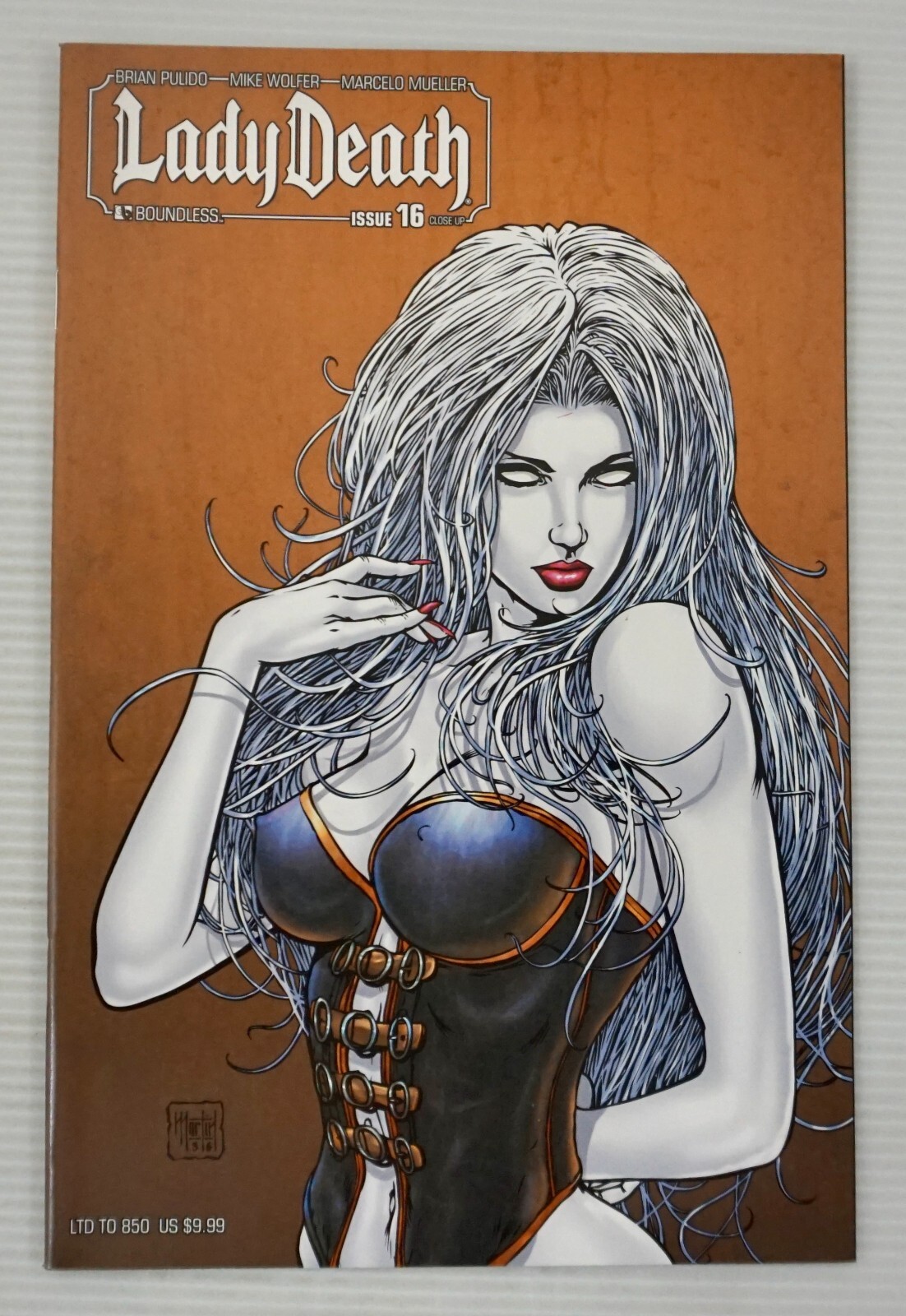LADY DEATH BOUNDLESS #16 2012 CLOSE UP VARIANT Brian Pulido LTD to 850 NM LADY DEATH BOUNDLESS #16 2012 CLOSE UP VARIANT Brian Pulido LTD to 850 NM