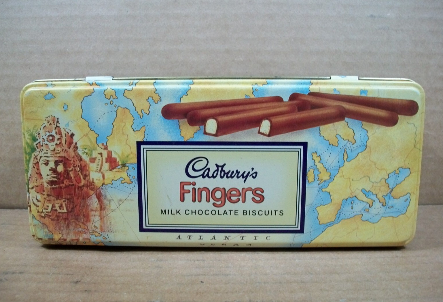 Vintage Cadbury\'s Fingers Milk Chocolate Bisquits Collector Tin ~ Hinged Lid