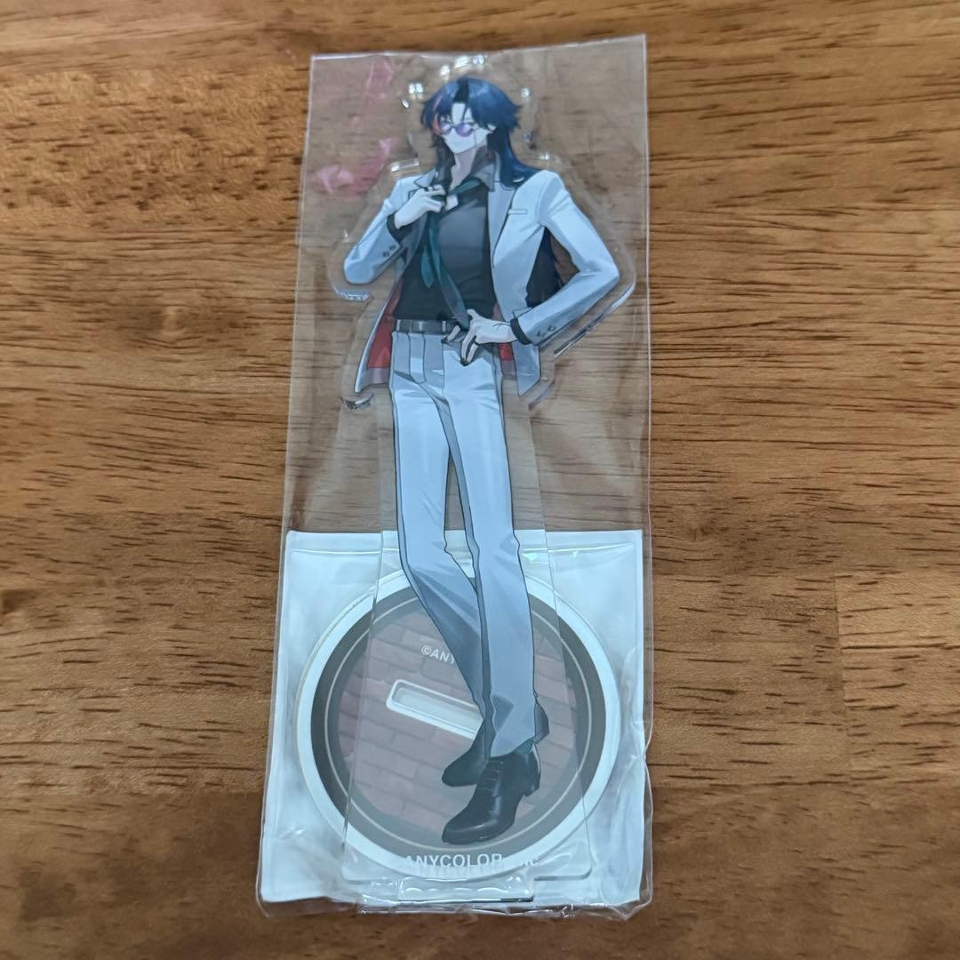 NIJISANJI x HUB Acrylic Stand Kaisei