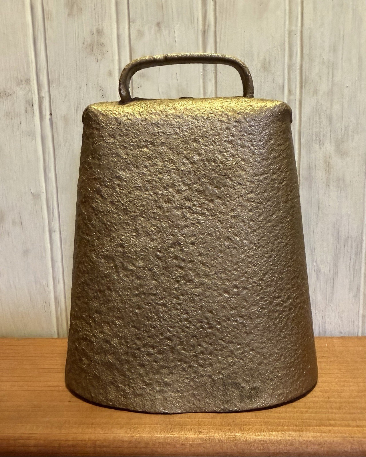 Antique Forged Metal Cow Bell Livestock Farm Bell Rustic Primitive 6\