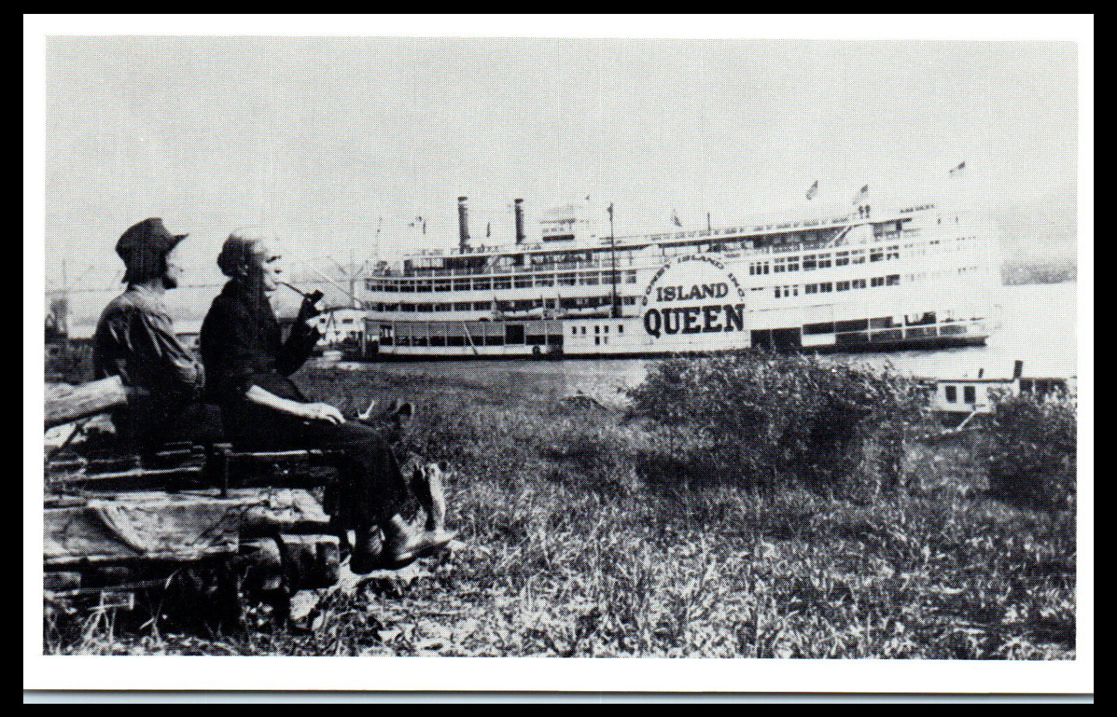 1940s Coney Island Steamer Moore\'s Fiesta Restaurant Scottsburg IN Postcard