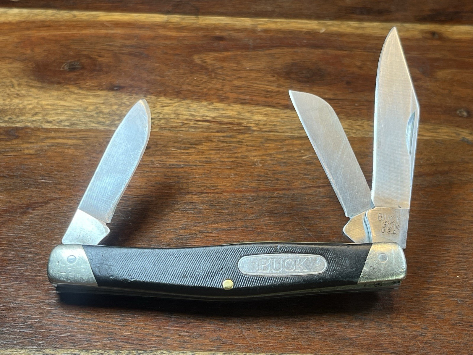 VINTAGE 1986 BUCK Model 301 Stockman 3 Blade Pocket Knife