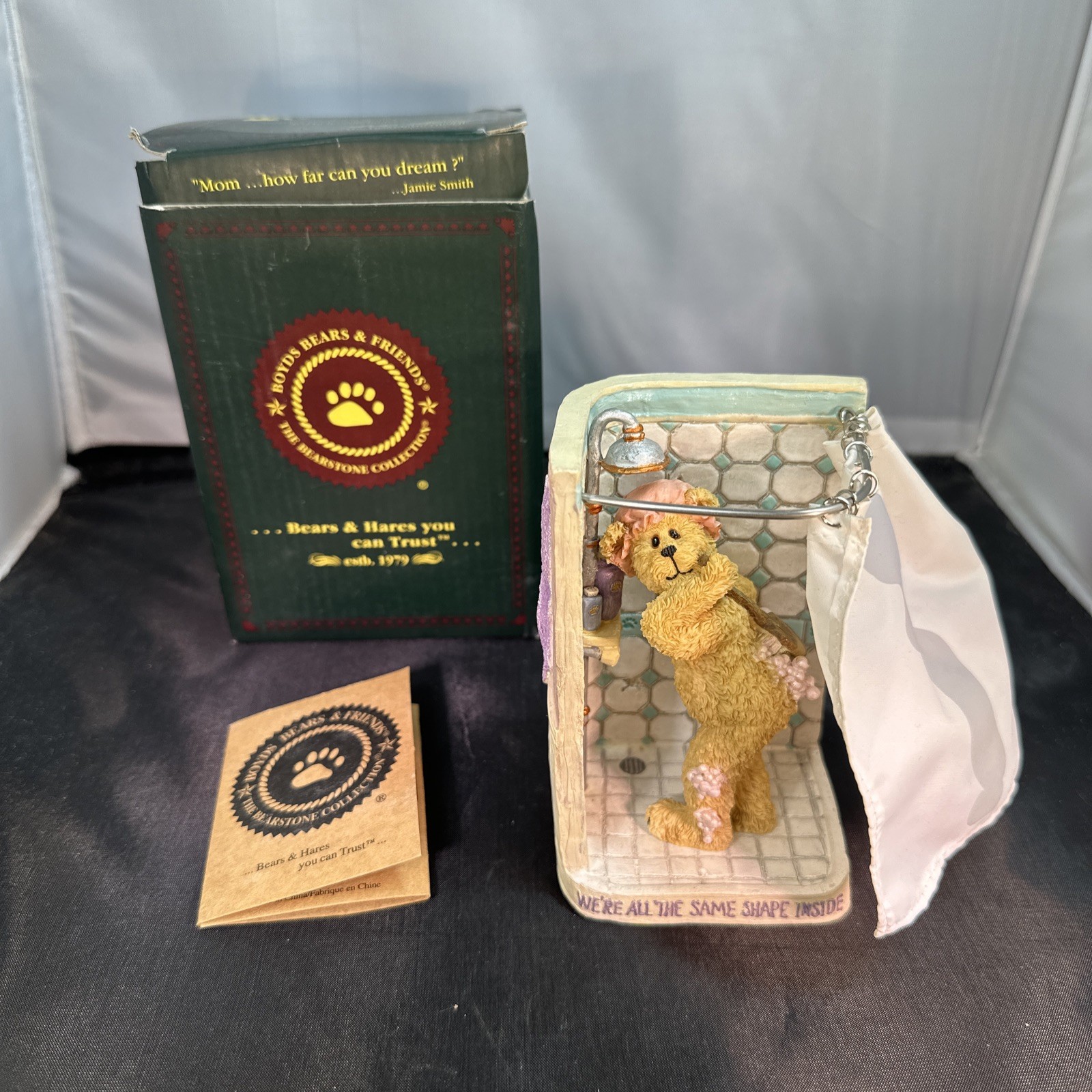 Boyds Bears & Friends Bearstone Sophia Figurine Grin and Bare It Boxed 3E/4479pc