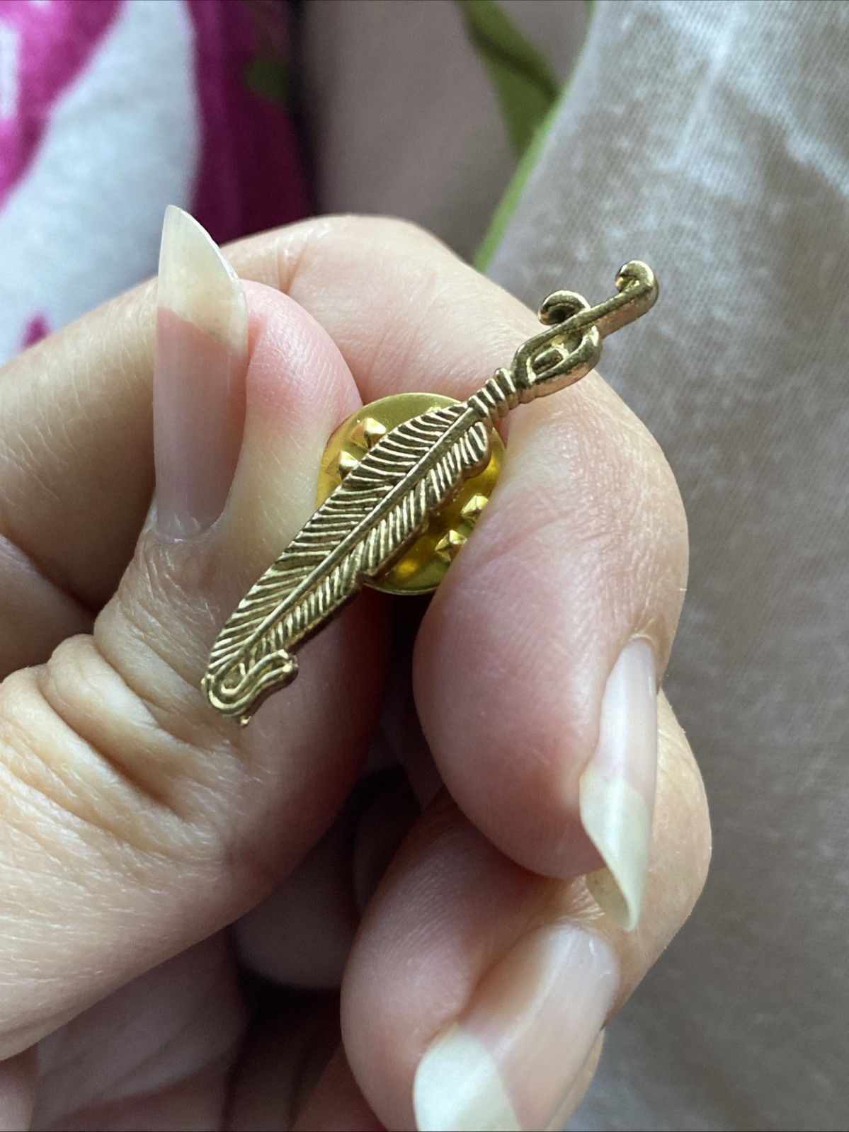 Vintage Goldtone Feather Pin, Badge, Pinback, Post Style