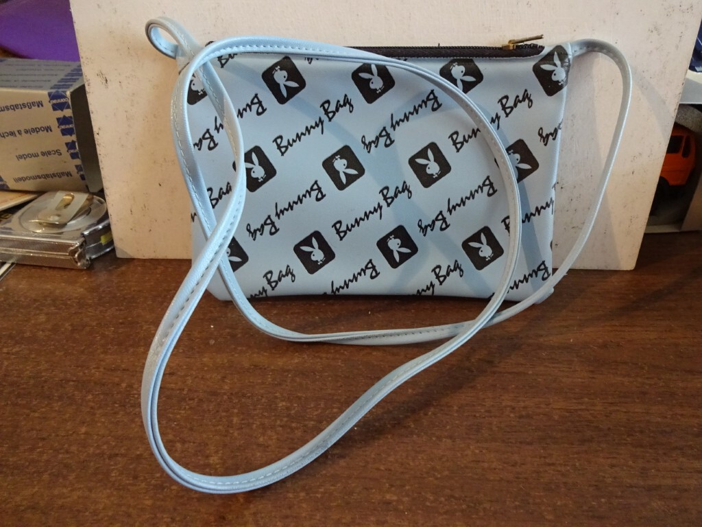 VINTAGE BLUE PLAYBOY CLUB BUNNY BAG FROM ATLANTIC CITY CASINO PLUS 