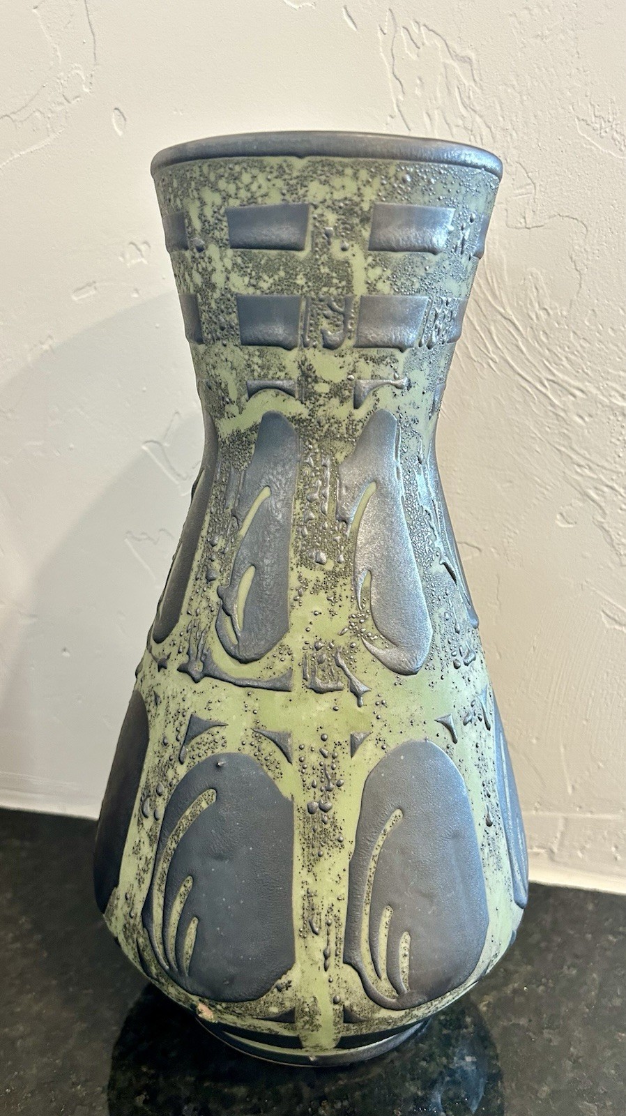 Vintage West German Carstens Tonnieshof Green Art Pottery Vase 1218-29 MCM