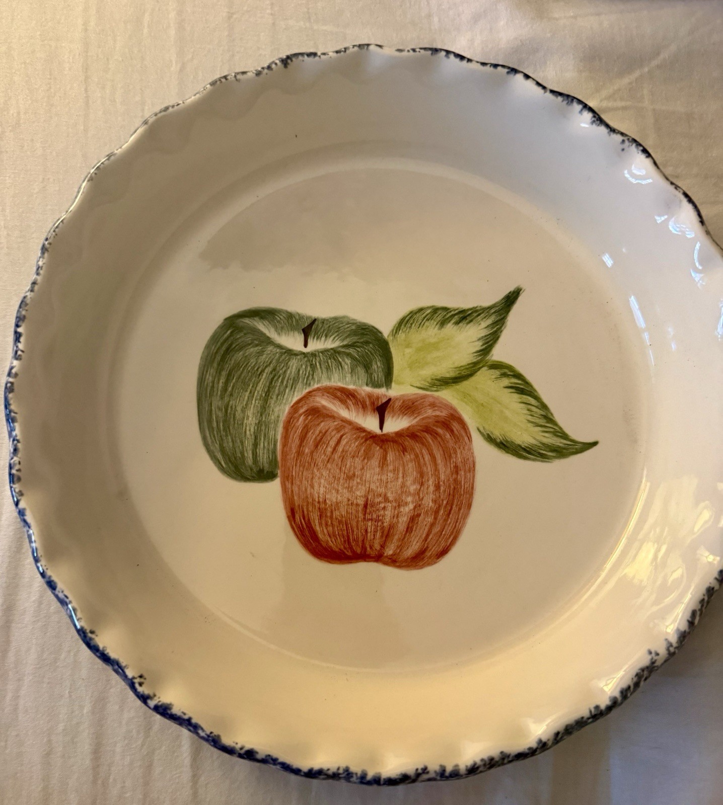 Vintage Laurie Gates Fall Apples Blue Sponge Wear Pie Plate Baking Pan 10”
