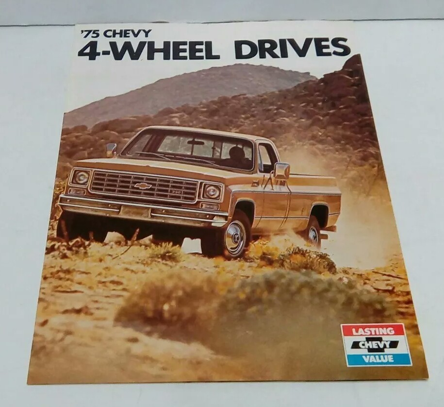 1975 CHEVROLET CHEVY 4 WHEEL DRIVE TRUCKS SHOWROOM BROCHURE GM ORIGINAL